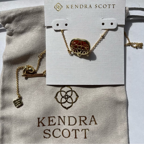 🎃✨Kendra Scott Pumpkin Gold Short Pendant Necklace New 🎃✨ - Picture 3 of 6